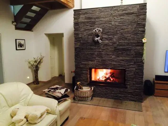 Monte Negro 408 - rohový prvek