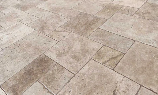 Travertine Gea Tumbled French Pattern