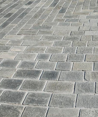 Rodopy formátovaná dlažba 20cm, tl. 3-5cm  