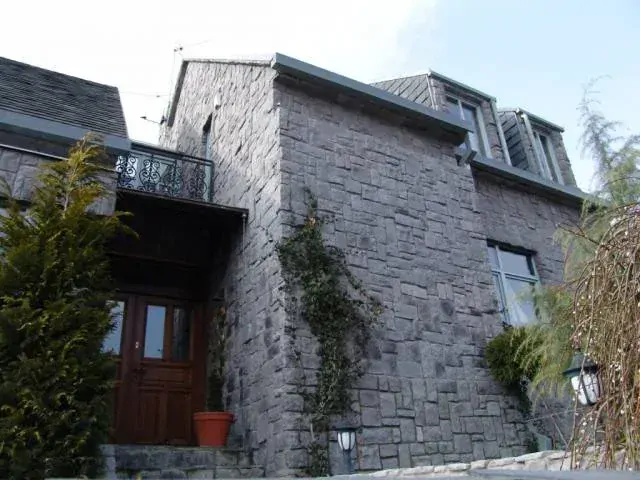 Hradní zeď 027 BAZALT - rohový prvek