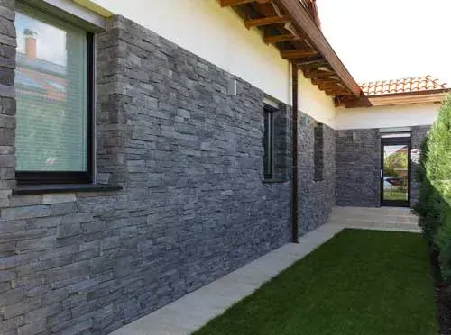 Lámaná skála 018 VENTURA