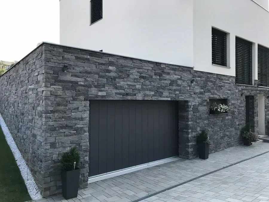 Lámaná skála 018 VENTURA - rohový prvek