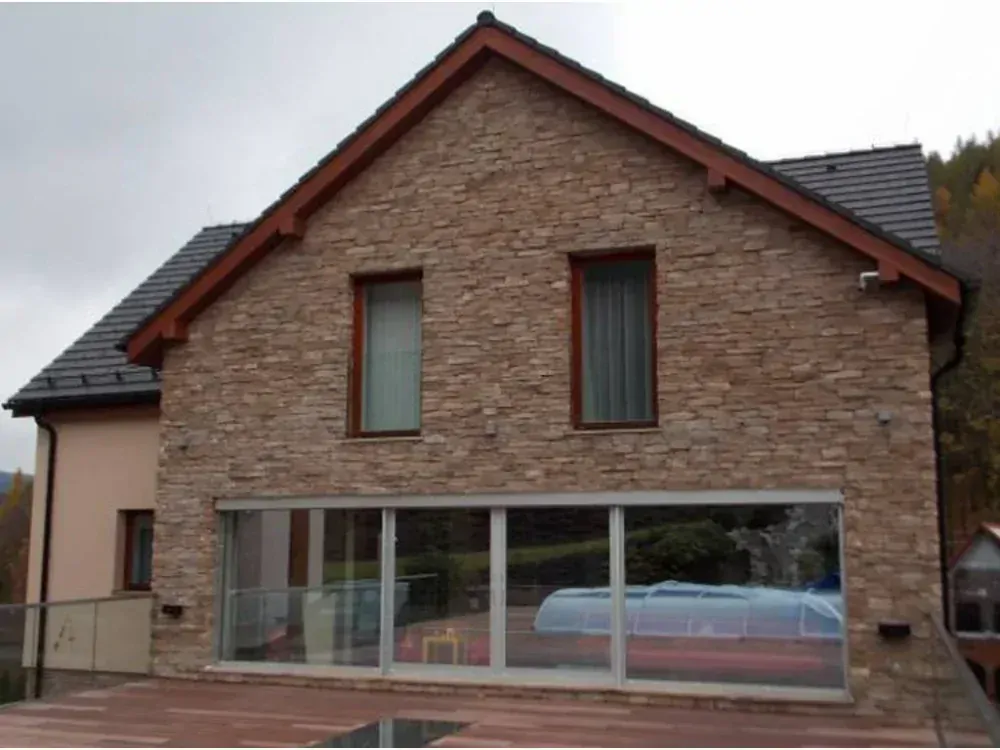 Lámaná skála 014 KELT